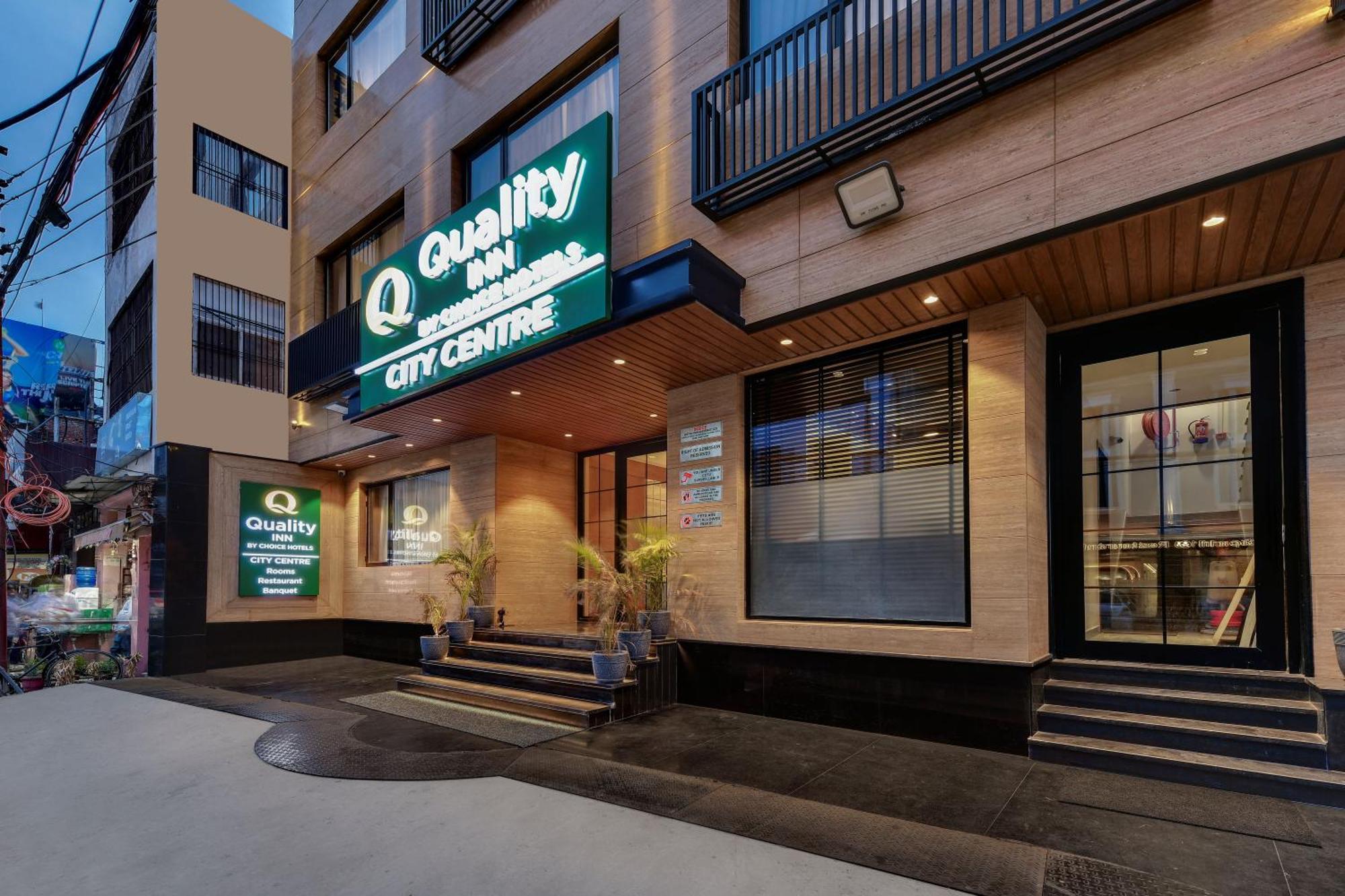 Quality Inn City Centre فاراناسي المظهر الخارجي الصورة
